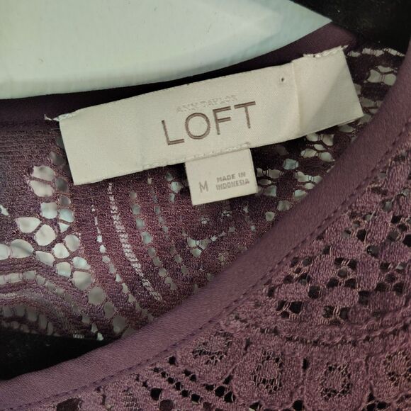 LOFT Purple Lace Medium Women's 3/4 Sleeve Crewneck Career Casual Blouse - Picture 4 of 5